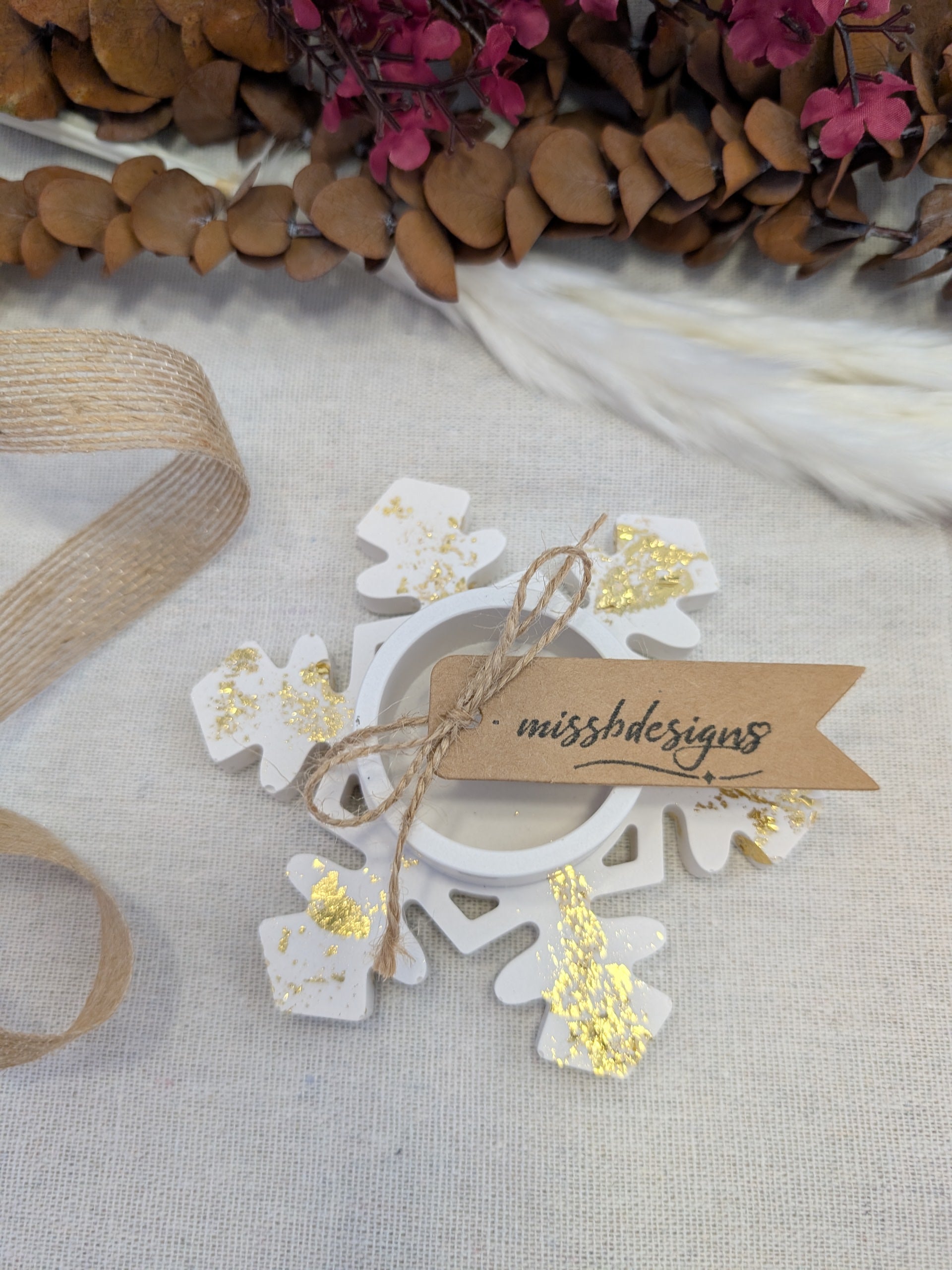 Handcrafted eco resin candle holder home decoration gold foil