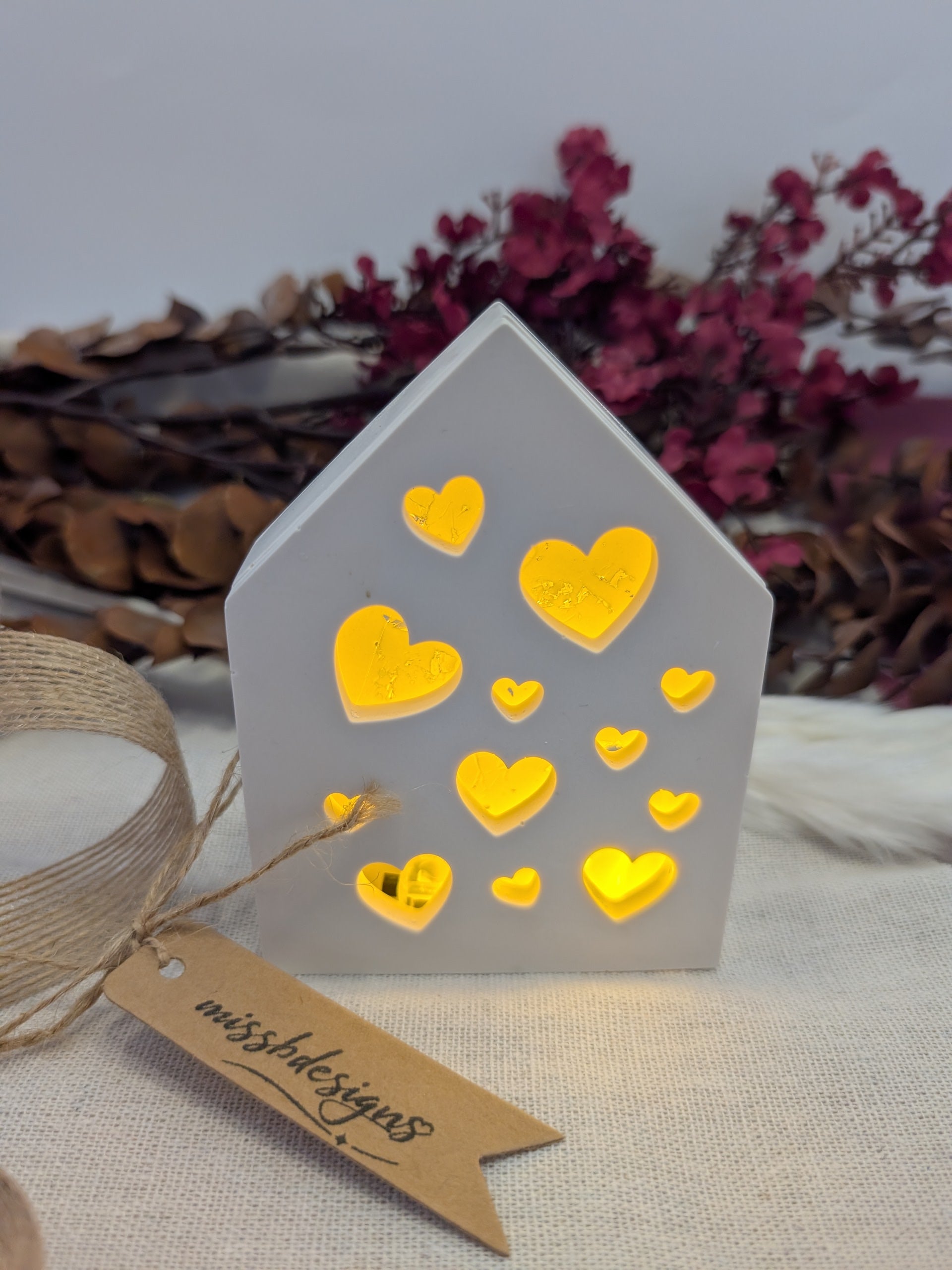 Eco Resin Gold foil light up Christmas Heart Decoration
