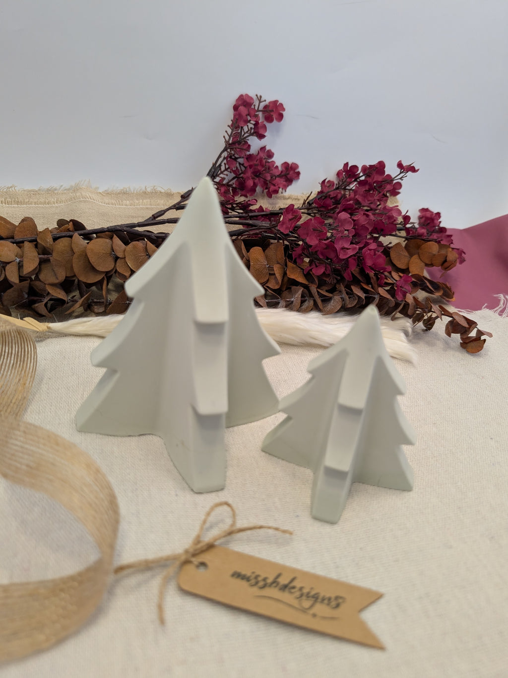 Jesmonite pale green eco resin hand crafted christmas tree decorations