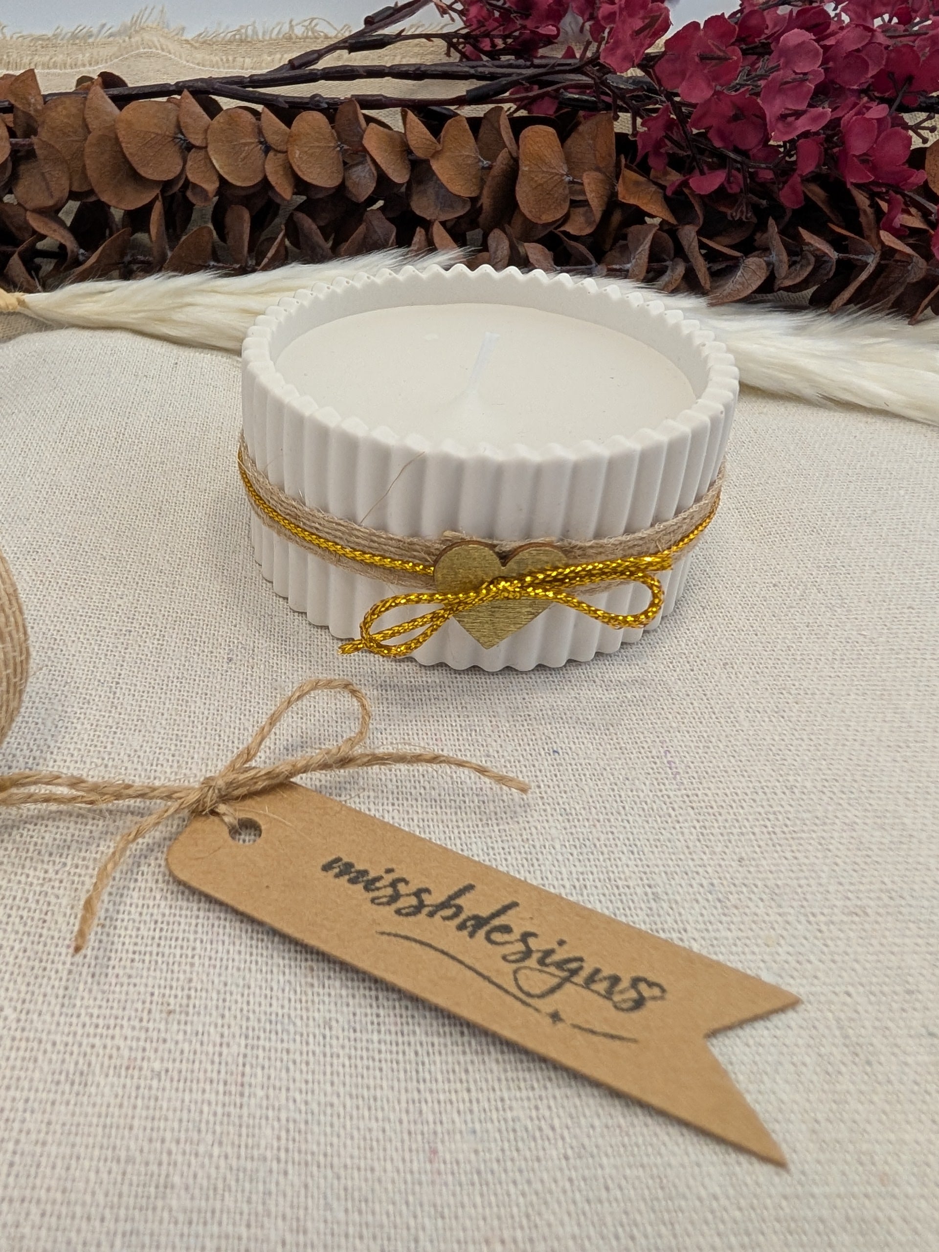 Eco resin handcrafted jesmonite candle holder with soy beeswax candle home decoratioin