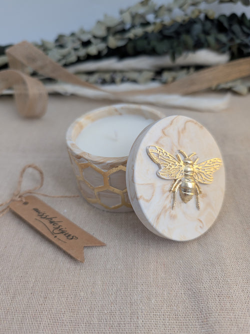 soy wax candle bee pot with lid and gold foil vanilla scented jesmonite eco resin natural marble colour