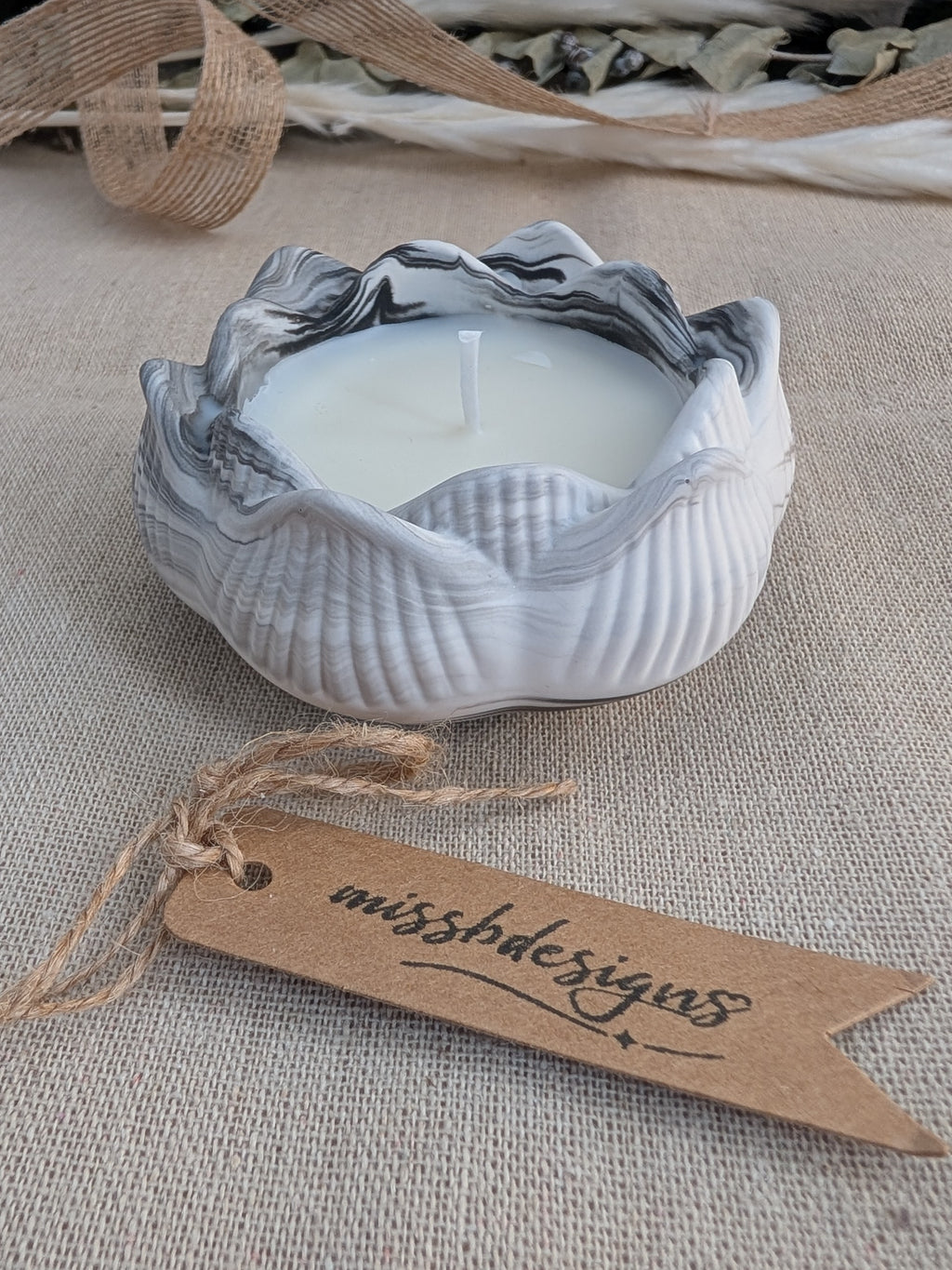 Lotus flower eco resin scented candle gift home decor marbled black resin vanilla scent