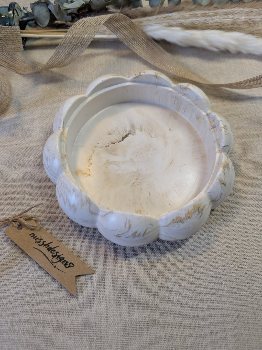 home decor flower shaped eco resin natural beige marbled trinket bowl dish jesmonite decor