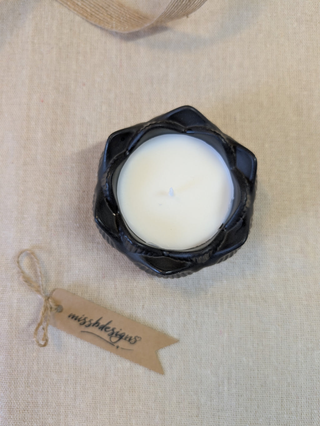 Lotus scented candle made from eco resin  home decor gift black