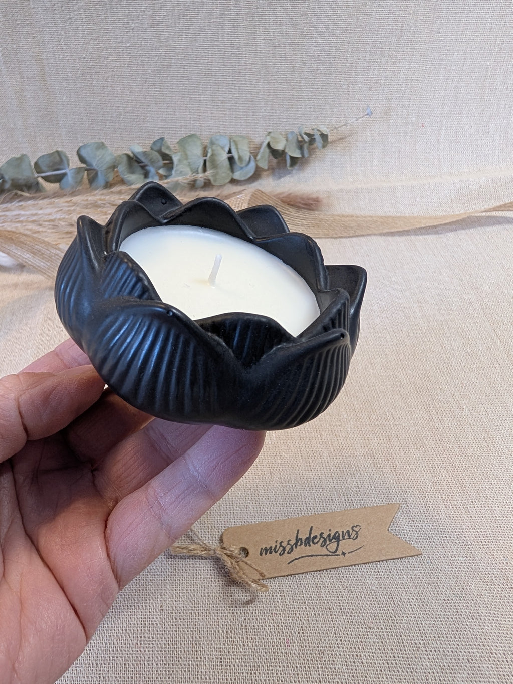 Lotus scented candle made from eco resin  home decor gift black