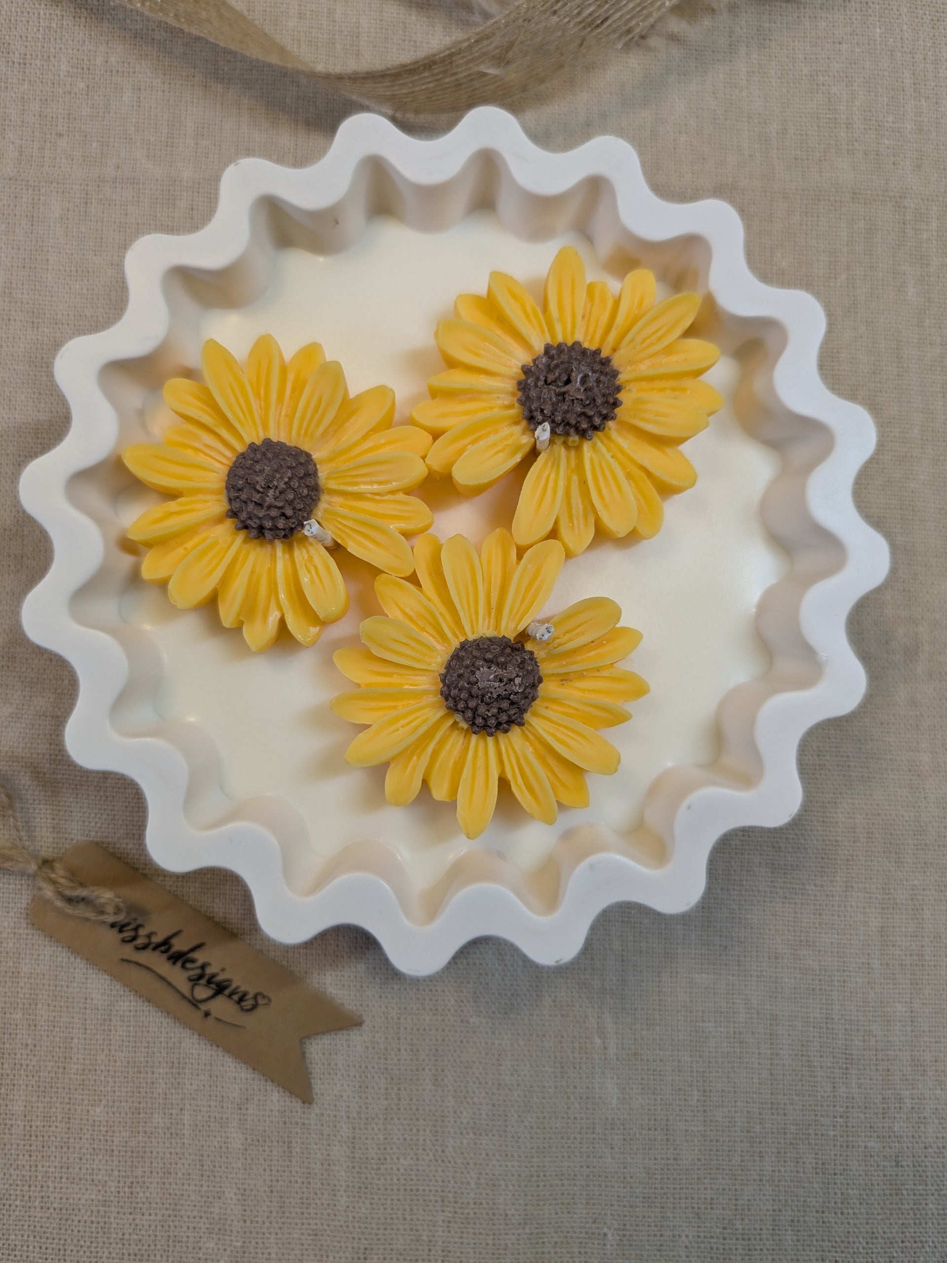 Yellow sunflower sunshine Daisy scented candle made from jesmonite eco resin filled with scented soy wax hand cast neutral natural stone pot  three daisies home decor gift