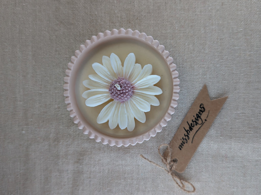 Dusky pink scented candle in handcrafted eco resin container home decor gift