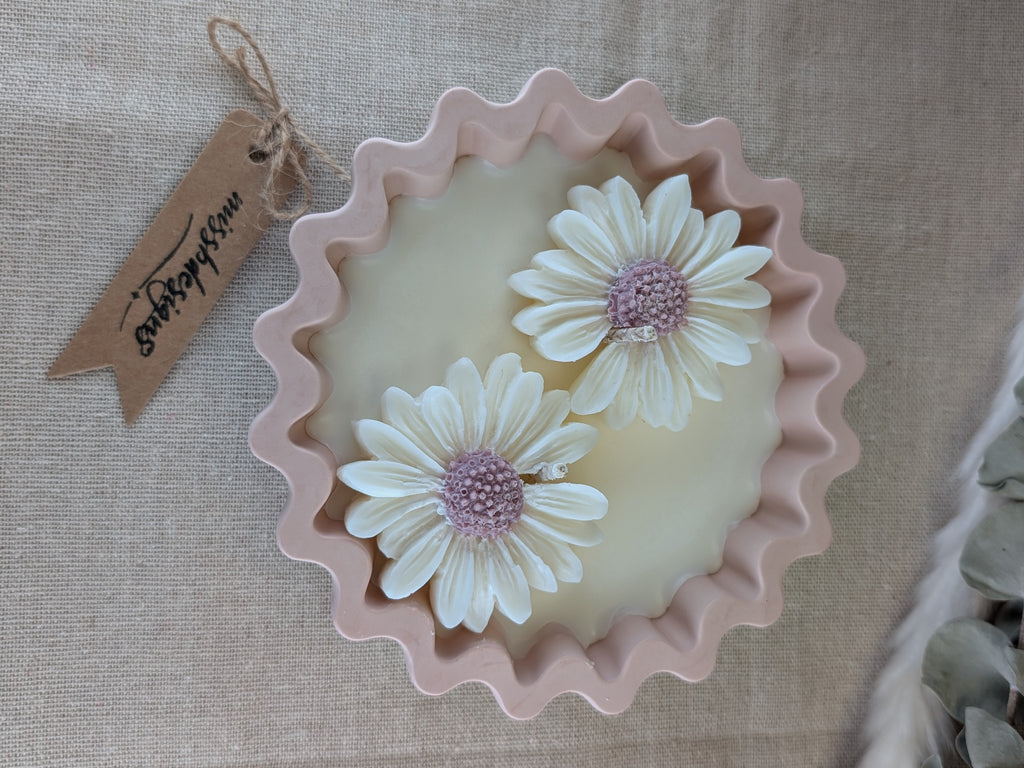 Dusky pink scented candle in handcrafted eco resin container home decor gift