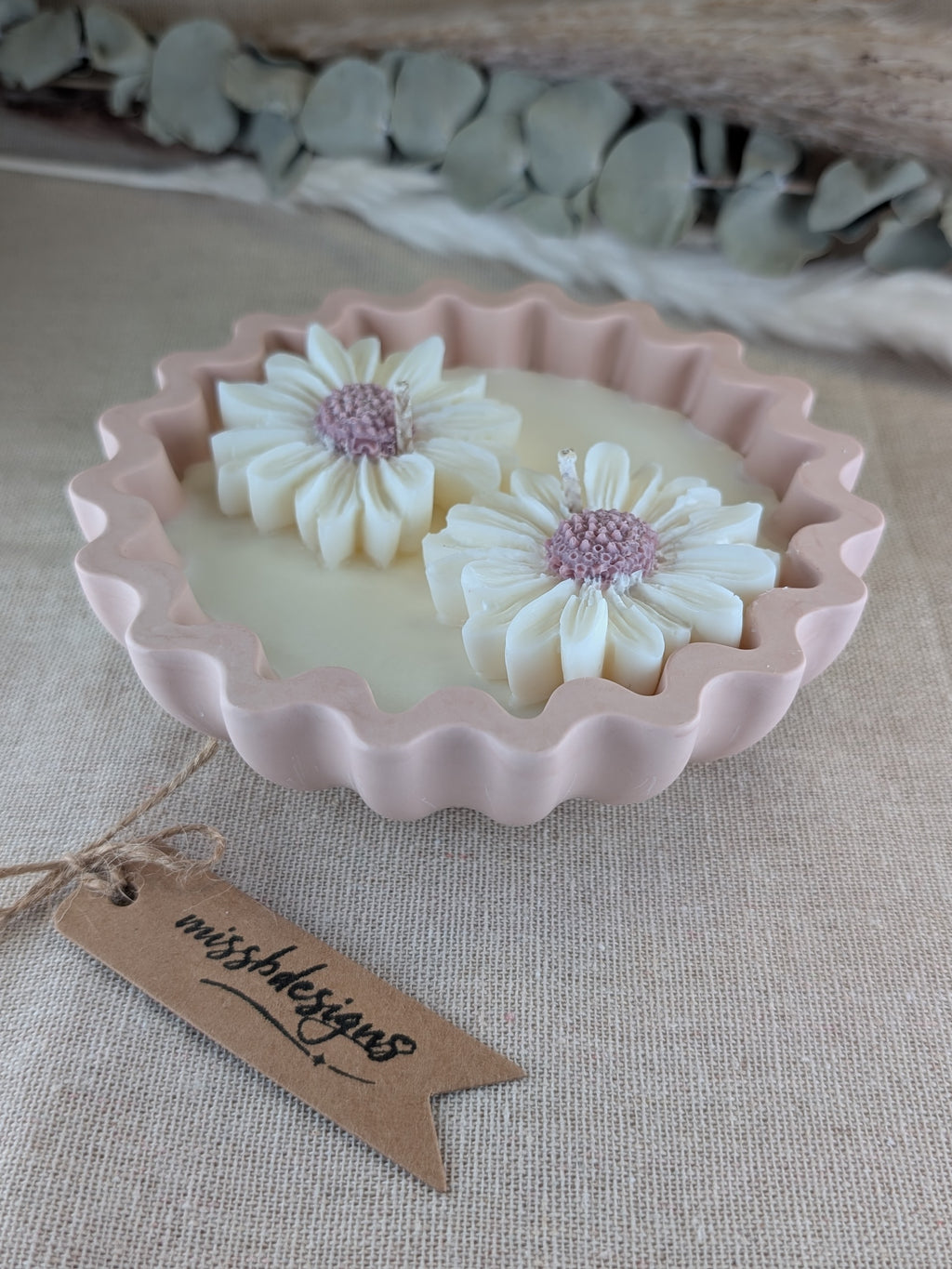 Dusky pink scented candle in handcrafted eco resin container home decor gift