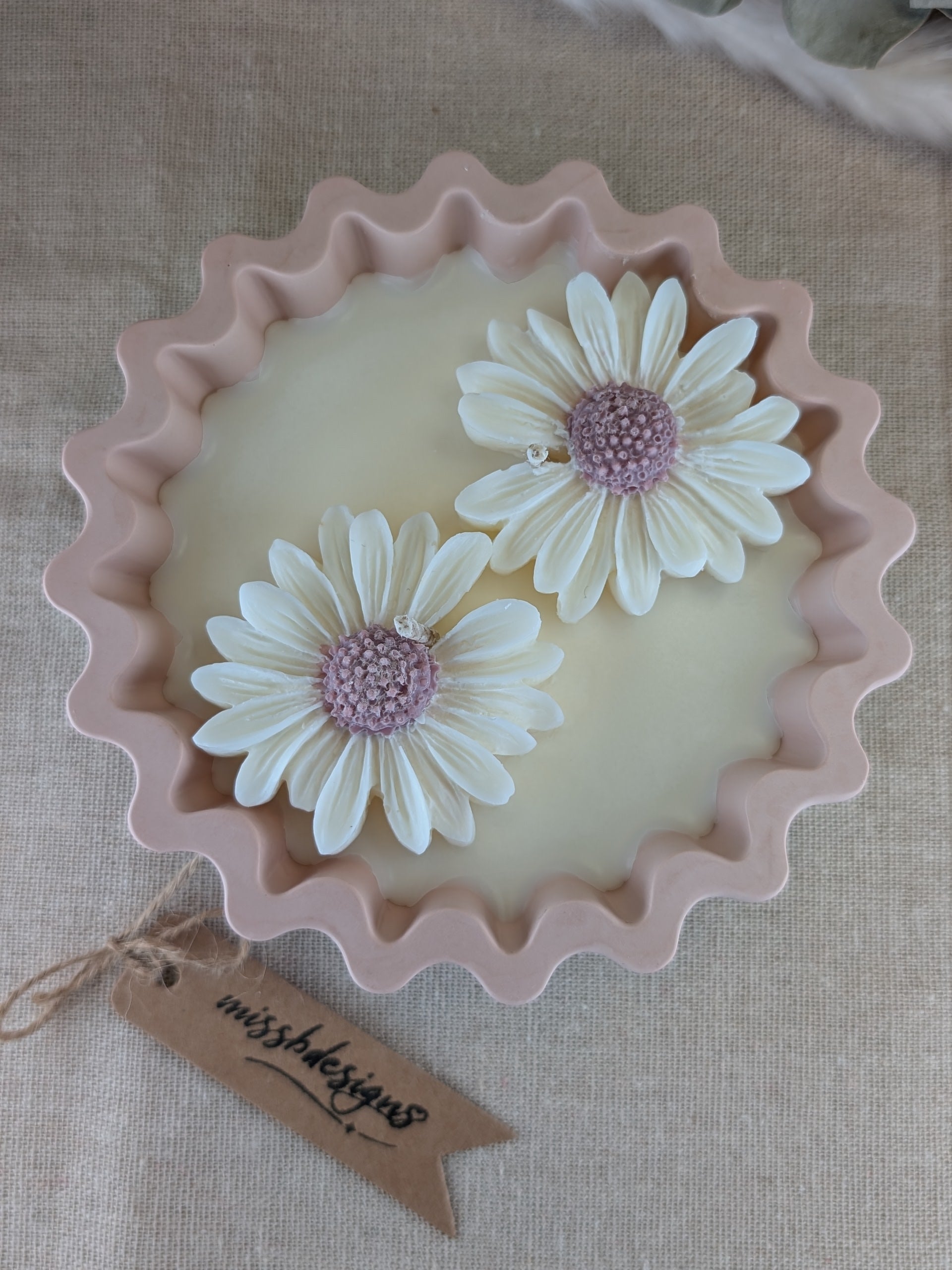 Dusky pink scented candle in handcrafted eco resin container home decor gift