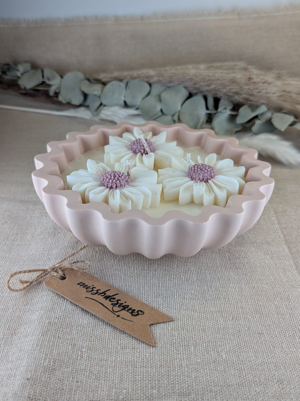 Dusky pink home decor scented daisy chain collection candle gift