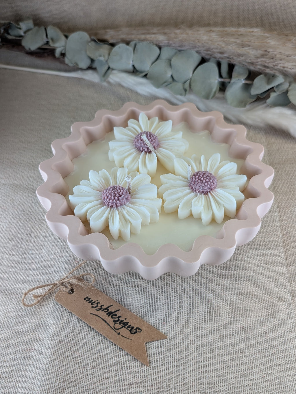 Dusky pink home decor scented daisy chain collection candle gift