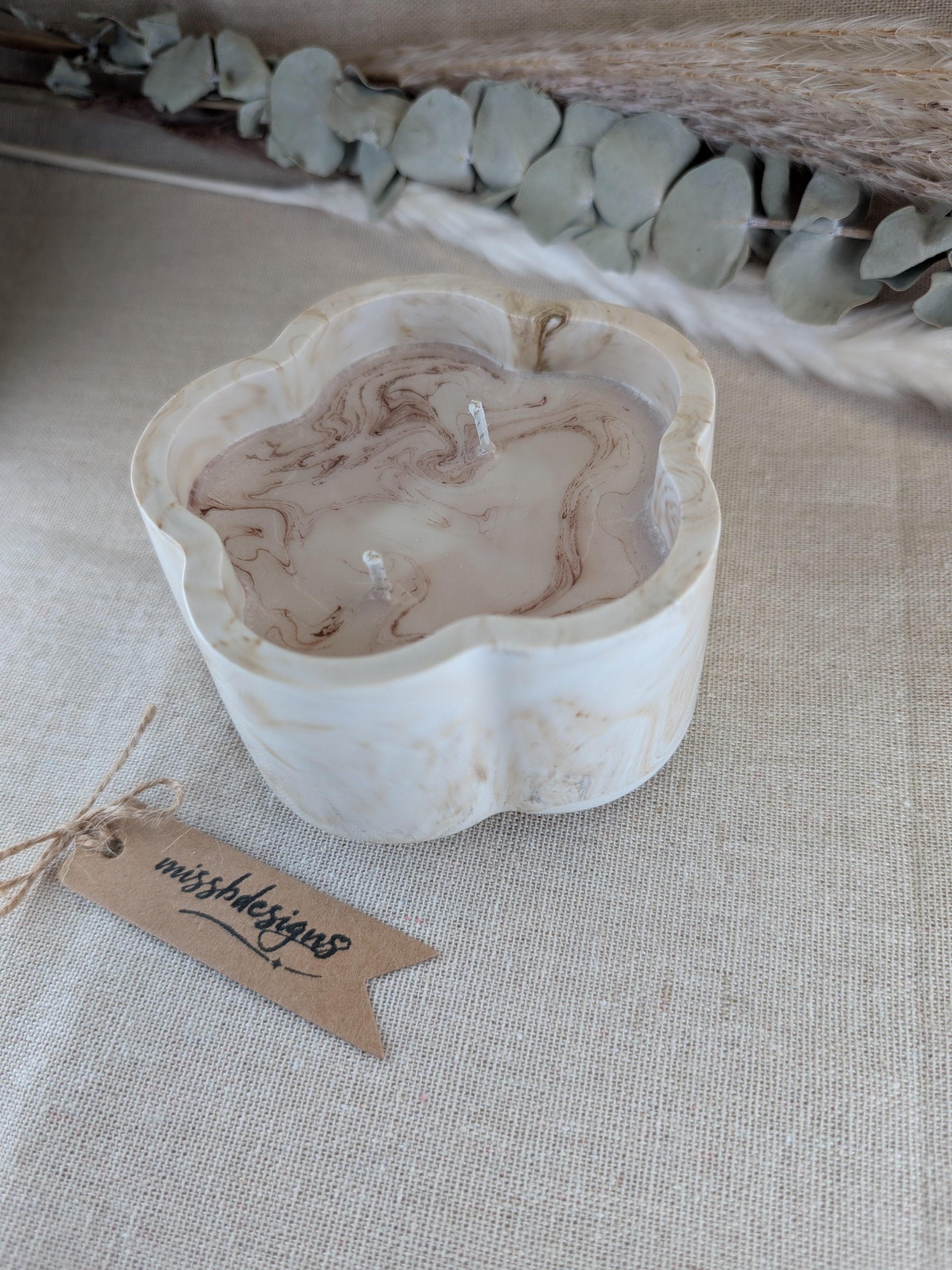 Scented candle in beige marble hand crafted eco resin flower shaped container perfect gift